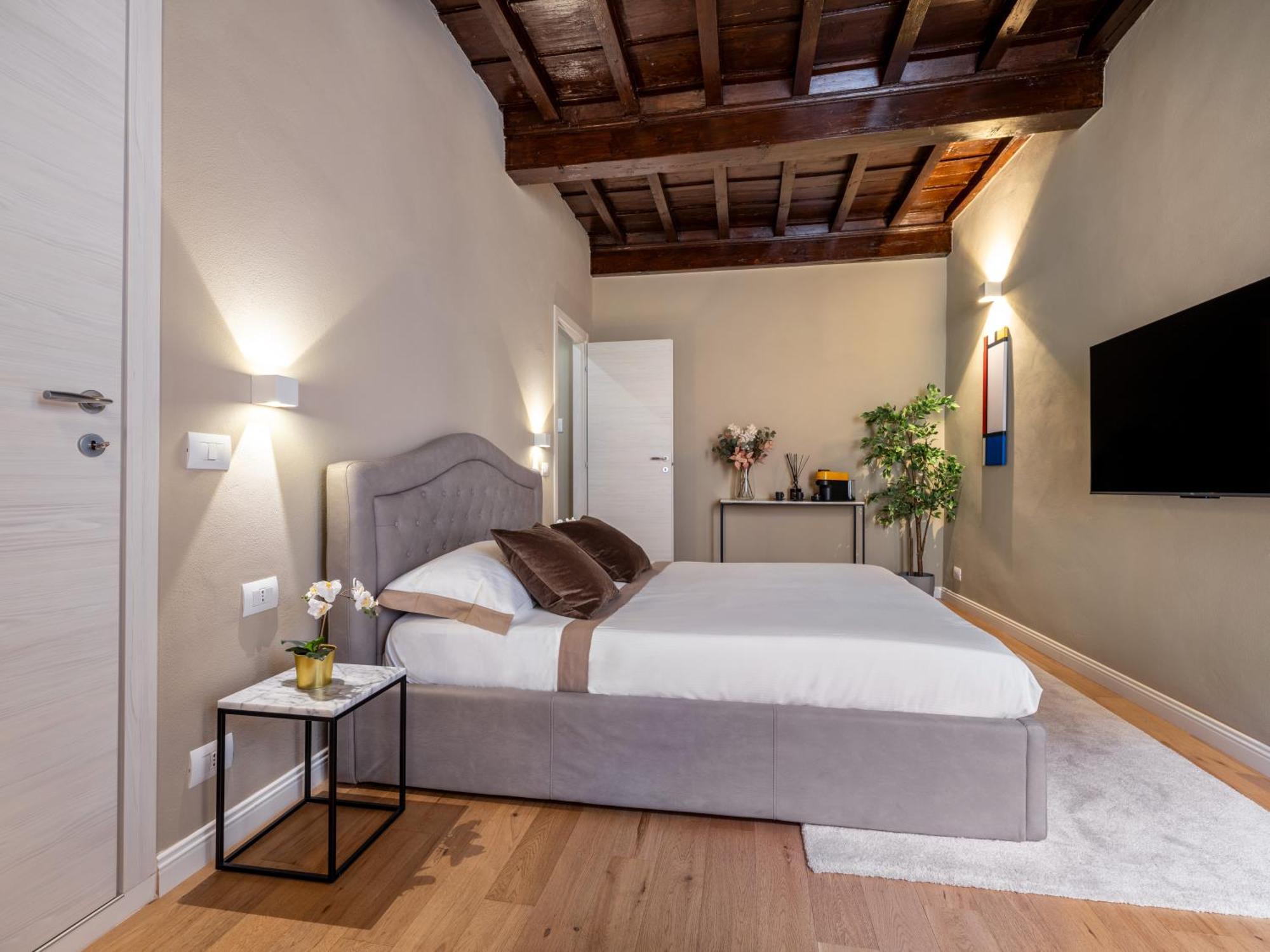 Santa Croce Luxury Suite - Dolcevita Holiday 佛罗伦萨 外观 照片